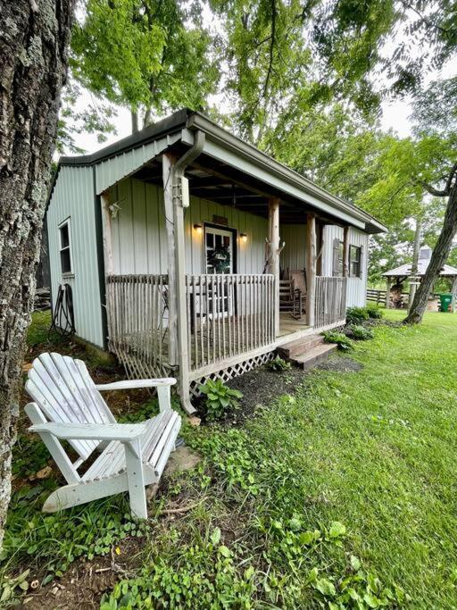 Bourbon Trail Cabin On The Farm Lawrenceburg Bagian luar foto